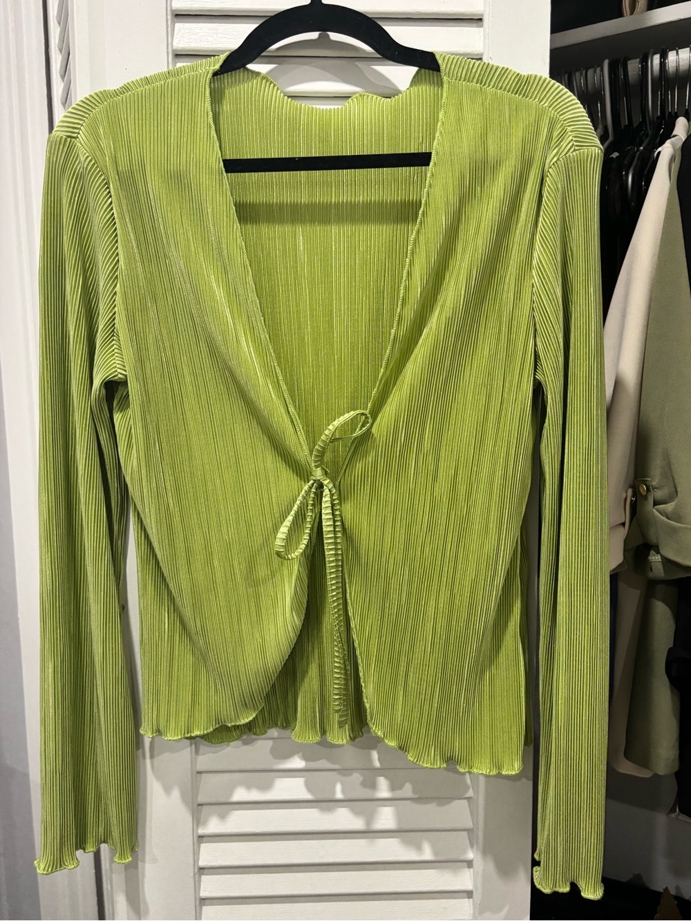 PRETTY 💚 Light Green Tie-Front Top With Ruffle Edges